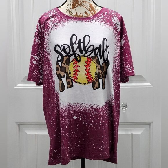 🥎Softball Mom T-Shirt in burgundy. NWOT, Size XXL🥎 - Picture 1 of 8